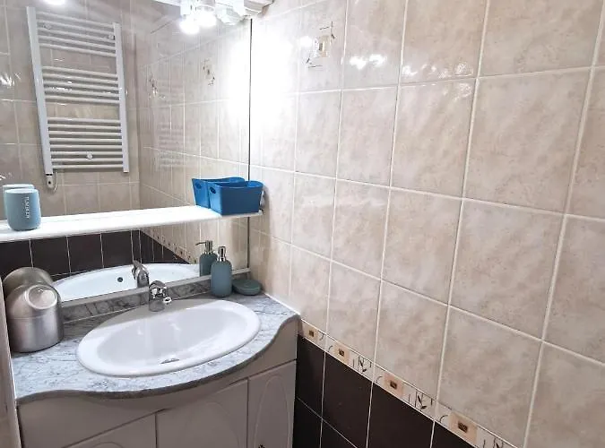 Le Robinson - Les Maisons De Madeleine Nantes